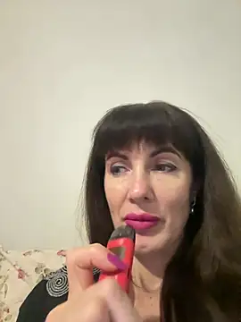 LadyLuxLover's cam snapshot