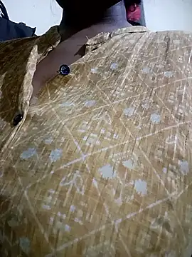 angry_couplez's cam snapshot