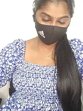 Tamil_Azhaghi's cam snapshot