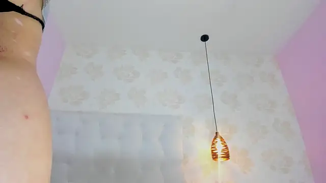 CIELO_BANKS's cam snapshot