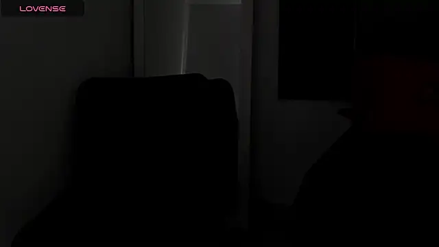 anierouse__'s cam snapshot