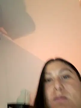 EmaTramel1's cam snapshot