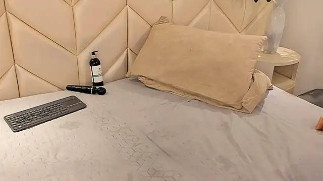 CataRicci's cam snapshot