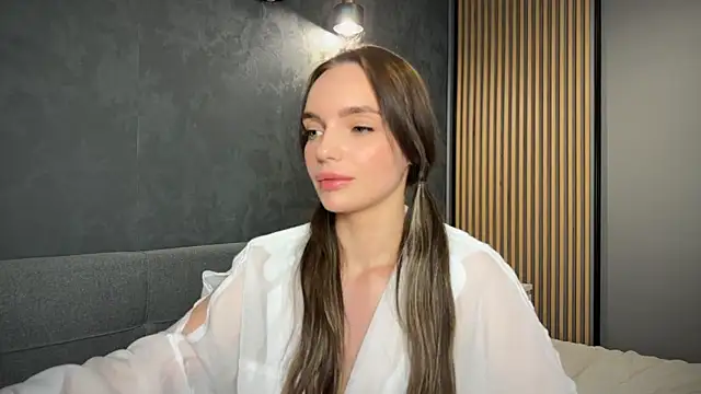 litlle_angelll's cam snapshot