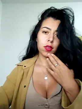 Luianna's cam snapshot