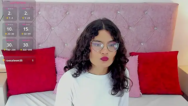 MirandaLawrens_'s cam snapshot