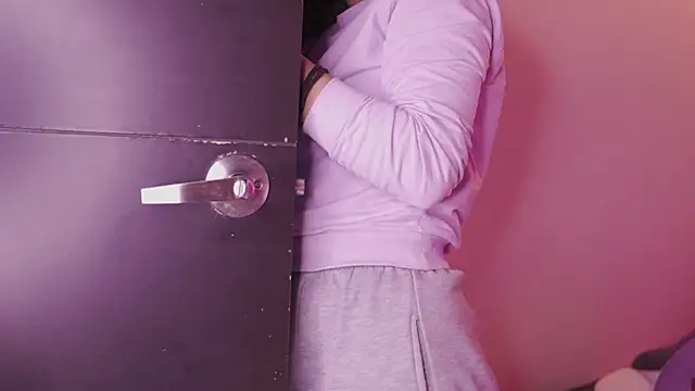 milly_kenner's cam snapshot