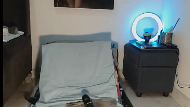 Milf_Valeria's cam snapshot