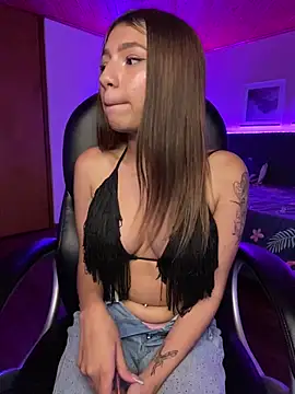 Isabella18_pink's cam snapshot