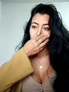 Luianna's cam snapshot