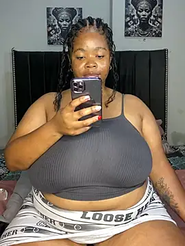 LunaCovenn's cam snapshot