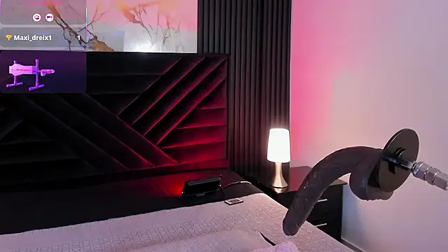 Lalalemoonds's cam snapshot