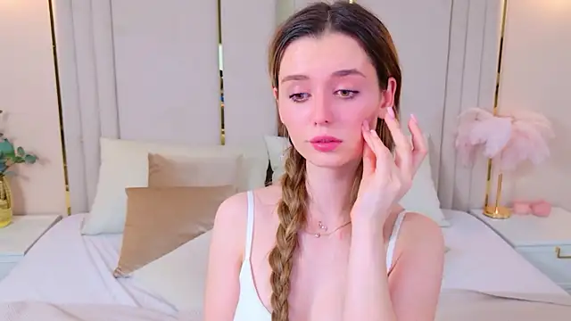 MarybethSnow's cam snapshot