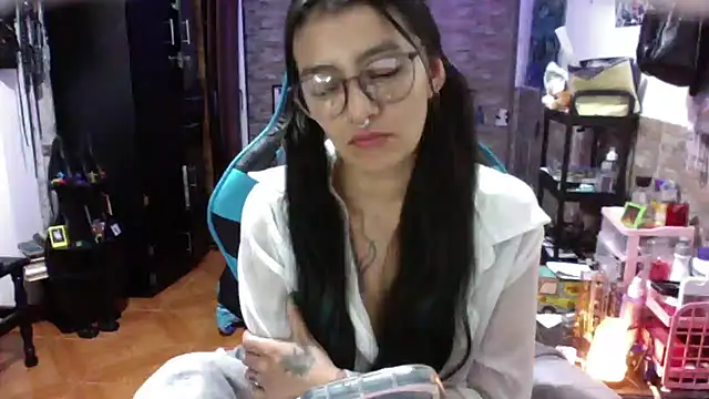 AngelaQueen_'s cam snapshot