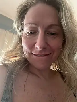 sophiasloane's cam snapshot