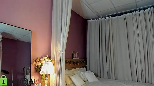 Dearly_Emily's cam snapshot