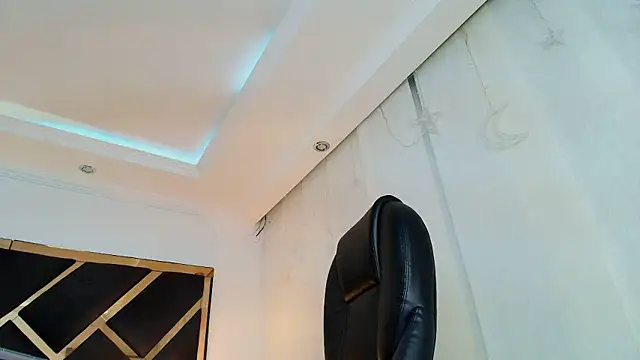 Amelie_saenz's cam snapshot