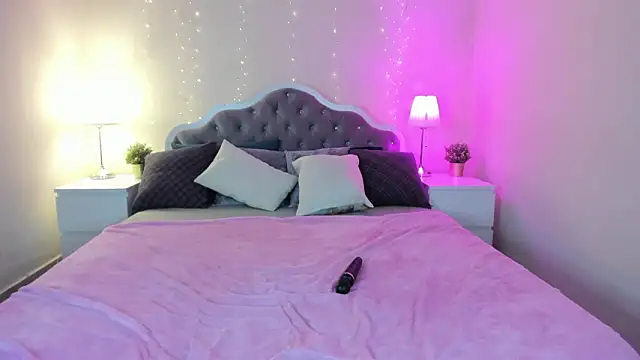 CamillaDreamer's cam snapshot