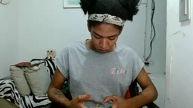 angelamarie1's cam snapshot