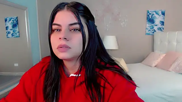 _Maddison_Ivanova_'s cam snapshot