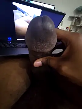 Glo-Ebony live sex cam