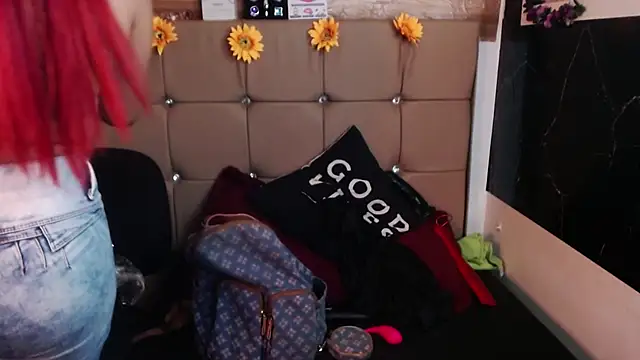 MIA__SPENCER's cam snapshot