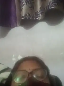 Simran62's cam snapshot