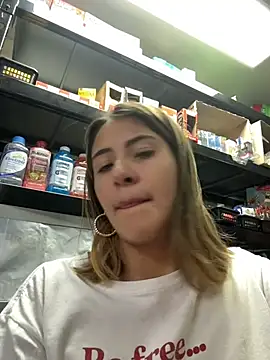 Andrea_19blonde's cam snapshot