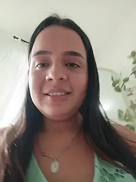 Julieth_hot-69's cam snapshot