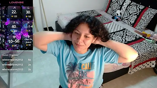 soniafuckboobs's cam snapshot