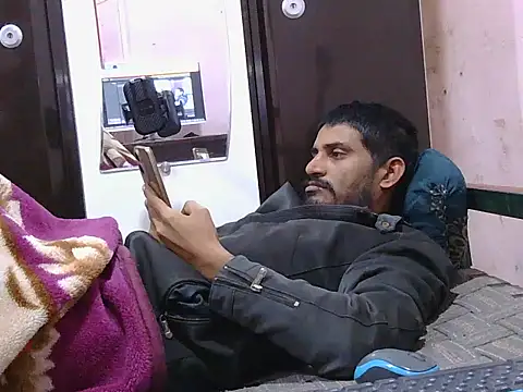 HotXKrish's cam snapshot