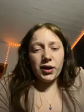 YoungLisaa18's cam snapshot