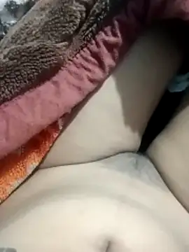 swetakumari003's cam snapshot