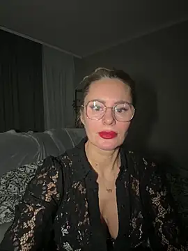 Tania201243's cam snapshot