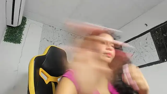 emily_stars1's cam snapshot