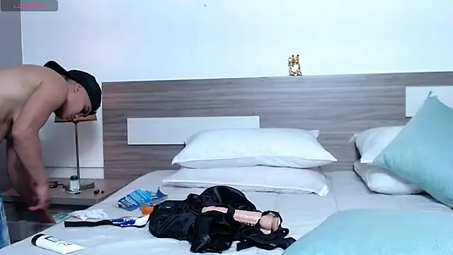 Liiamthompson live sex cam