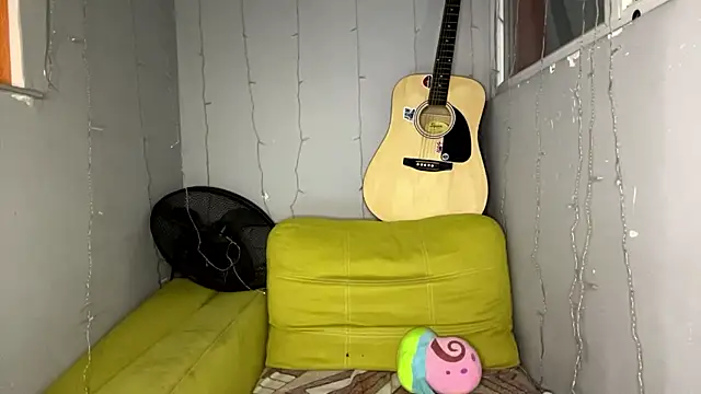 Mlacutehere's cam snapshot