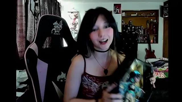 Maki_Zein_'s cam snapshot