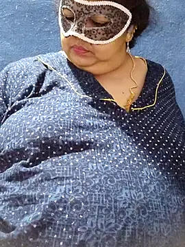 tamilthanushri's cam snapshot