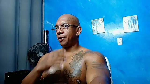 _Tyler_hot's cam snapshot