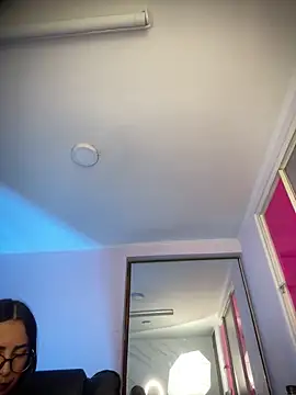 MAVI_EC_'s cam snapshot