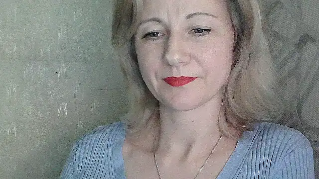 Kitti-Ellison's cam snapshot