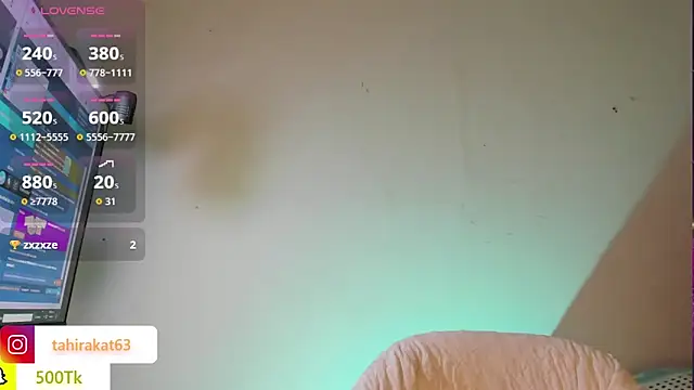 Tahira_21_'s cam snapshot