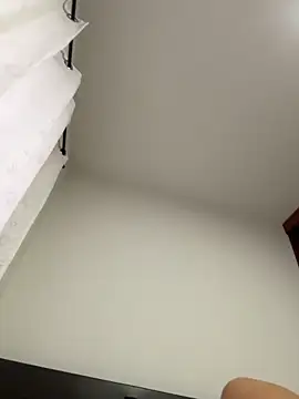 emely_sexx20's cam snapshot