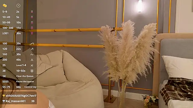 LanaElise's cam snapshot