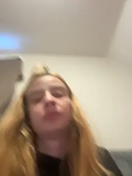 SeccySerena's cam snapshot