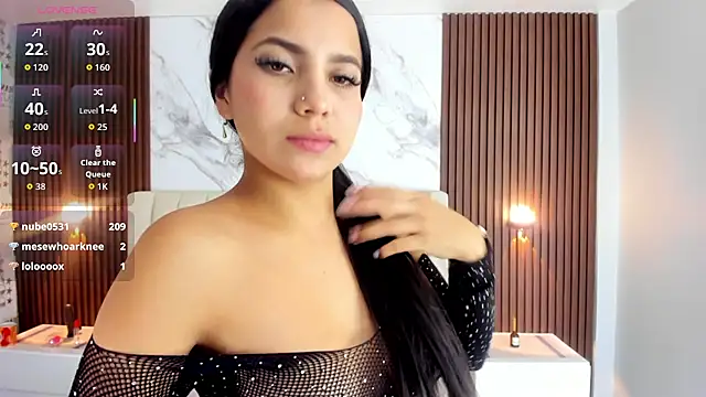 TATIGOLD2 live sex cam