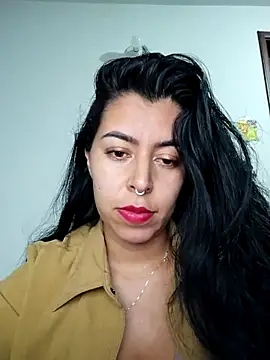 Luianna's cam snapshot