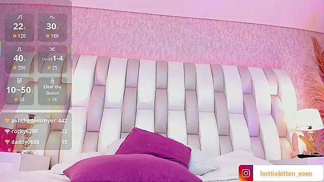 Viollet_xoxo's cam snapshot