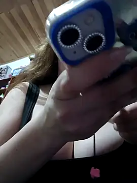 ISABELLA-01_'s cam snapshot